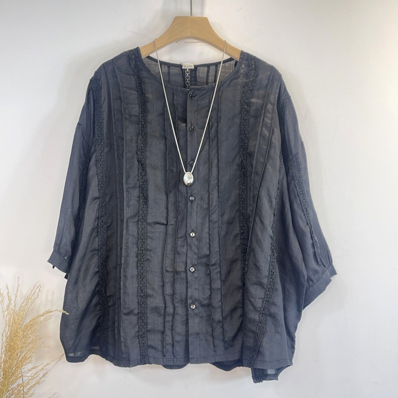 亚麻钩花镂空圆领排扣衬衫女夏季宽松大码甜美减龄短袖娃娃衫,淘宝优惠券,粉丝福利购,淘宝优惠卷