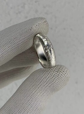 情侣999足银圆弧拉丝戒指