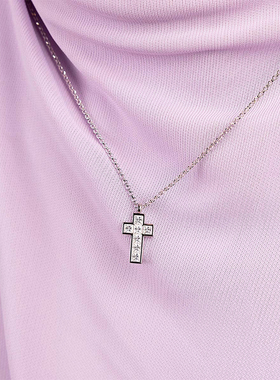 [春季新品]APM Monaco银白色密镶十字可调节项链个性摩登首饰礼物