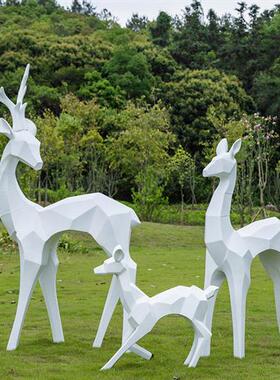 园林景观小品几何发光玻璃钢梅花鹿雕塑房地产户外麋鹿装饰大摆件