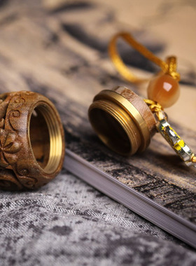 萌萌哒绿檀小灯笼挂件带