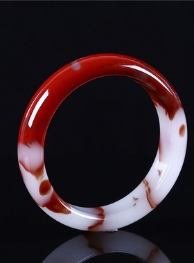 纯天然新疆和田玉鸡血玉镯子女款正品玛瑙玉石送妈妈年轻手镯