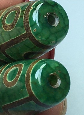 新款西藏老矿原石灰真品绿色九眼老天珠玛瑙玉髓一个项链吊坠