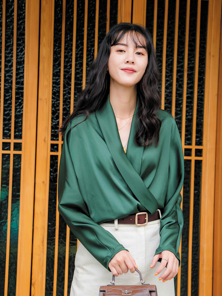 港风仿真丝春秋长袖职业宽松光衬衫 诞恩衬衫