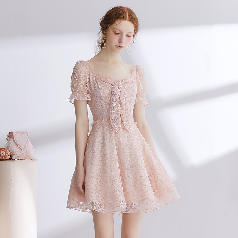 艾丽丝2022夏季新款粉色方领连衣裙 艾丽丝童话连衣裙