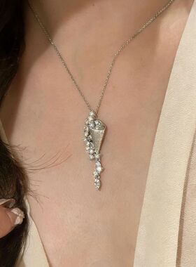 撤柜中古风星坠沙漏水滴锆石短链璀璨星河拉丝闪钻项链女花束锁骨