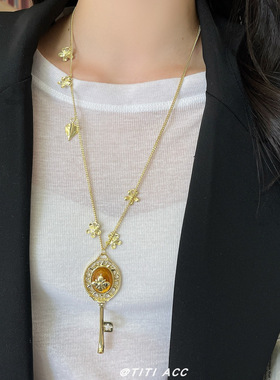 新中式复古茶晶石镶嵌钥匙项链女轻奢气质高级感长款毛衣链颈饰潮