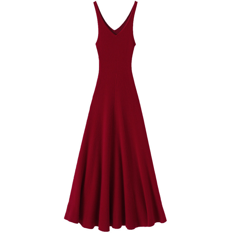 藐视众生!神仙色车厘子红女连衣裙 启超毛衣