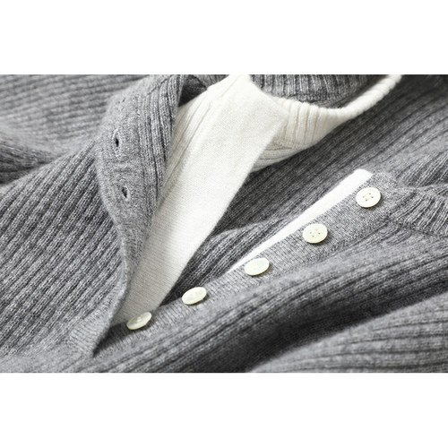 实穿即正义~假两件圆领100%纯山羊绒衫女修身羊绒毛衣针织打底衫 - 图1