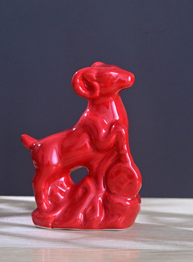 红色桌面摆件陶瓷狗生肖招财办公家居饰品乔迁之喜工艺品旺财一对