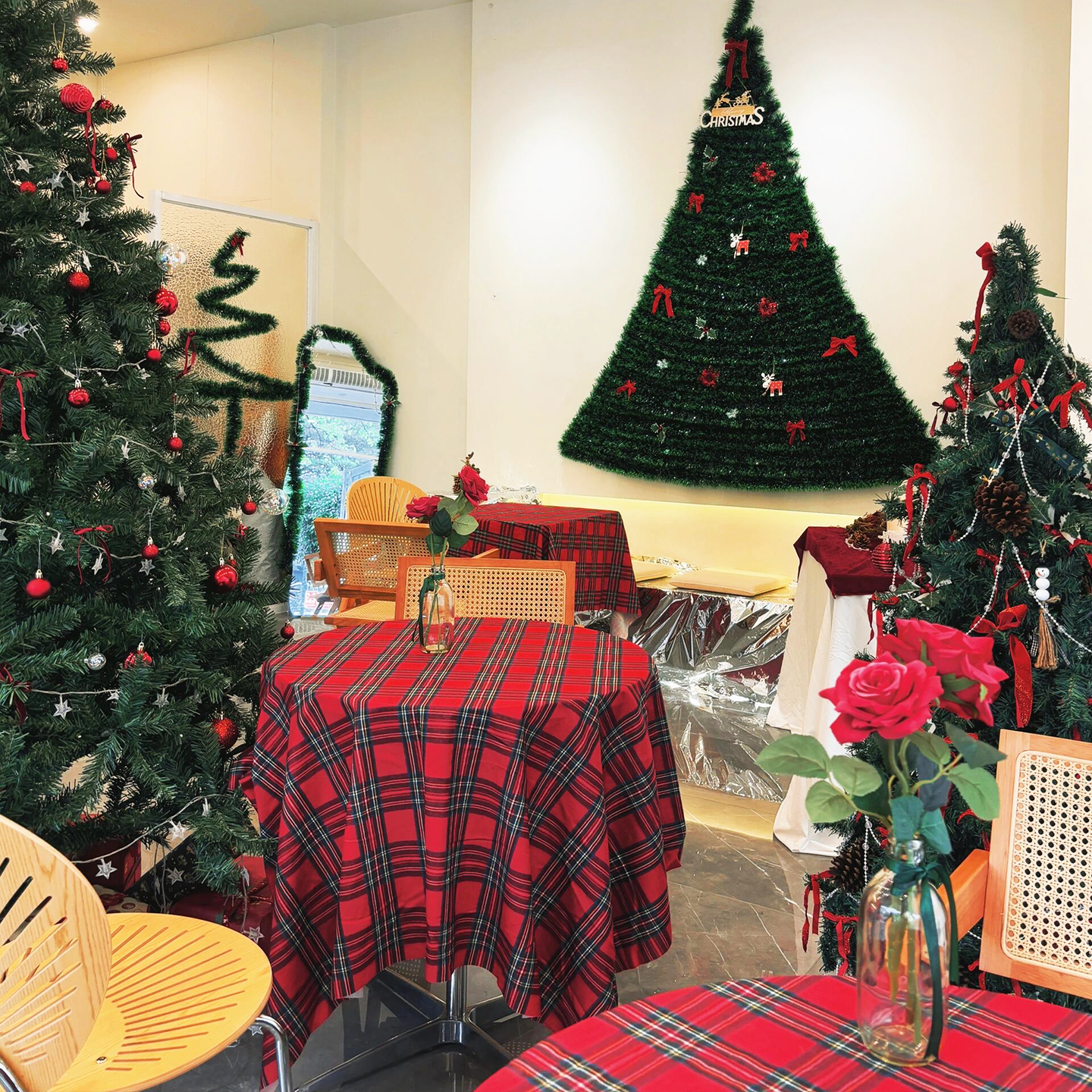 红色格子桌布ins风氛围感复古圣诞新年餐厅饭店铺拍照布置装饰品,淘宝优惠券,粉丝福利购,淘宝优惠卷