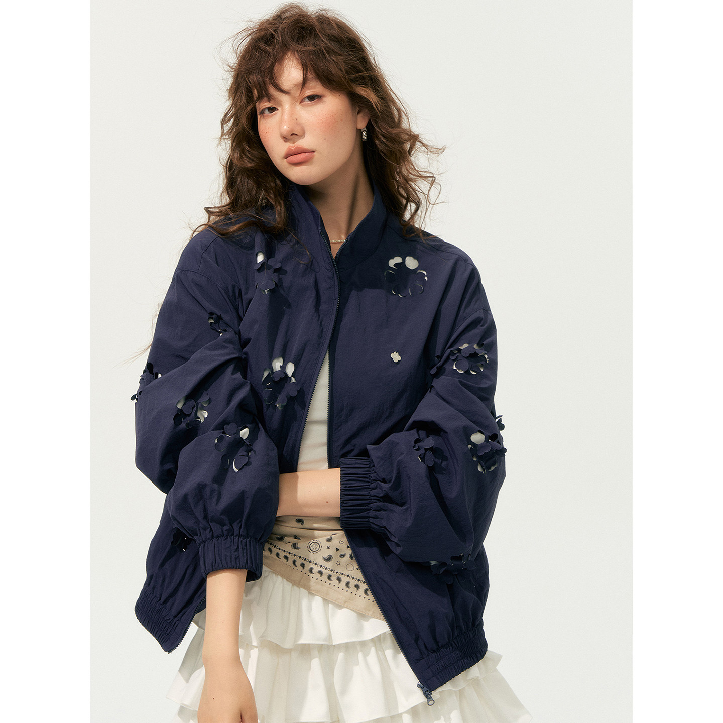 SOMESOWE重工镂空切割花朵夹克外套女秋季设计感美式朋克短款上衣,淘宝优惠券,粉丝福利购,淘宝优惠卷