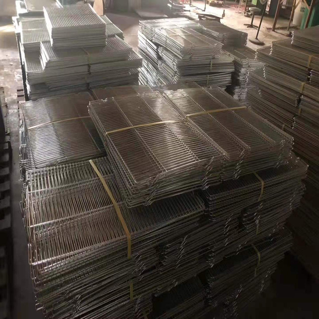 Food grade wire barbecue mesh for sale in one piece