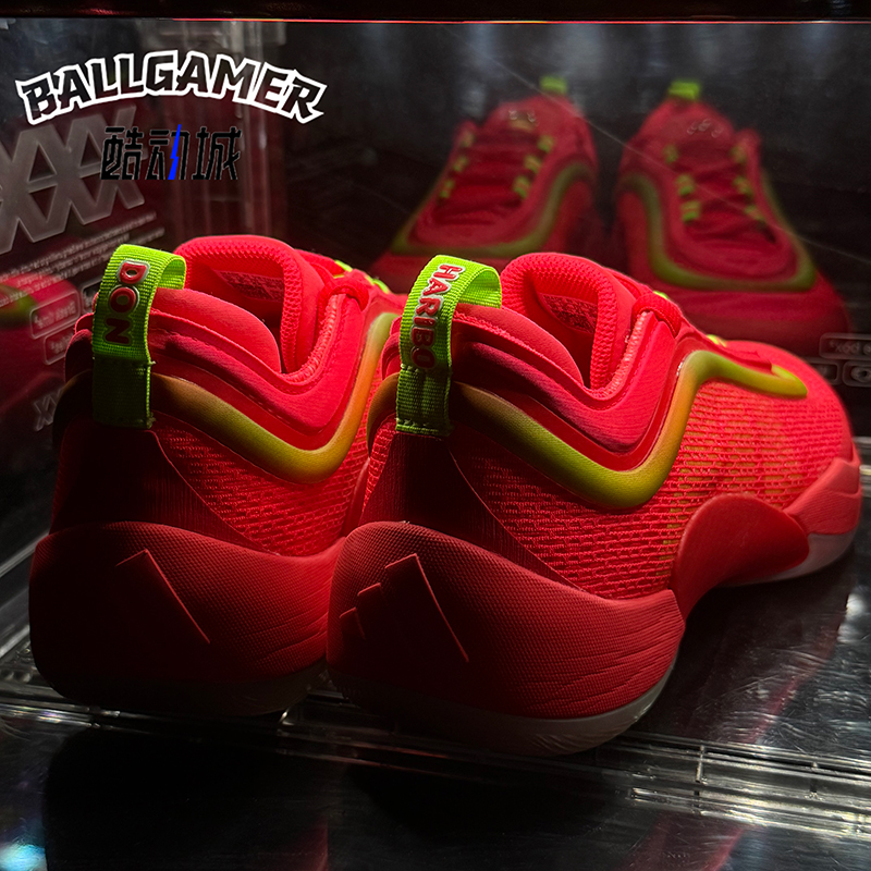 成都1仓 HARIBO x adidas DON ISSUE 6 SHOES联名篮球鞋  红绿色 - 图1