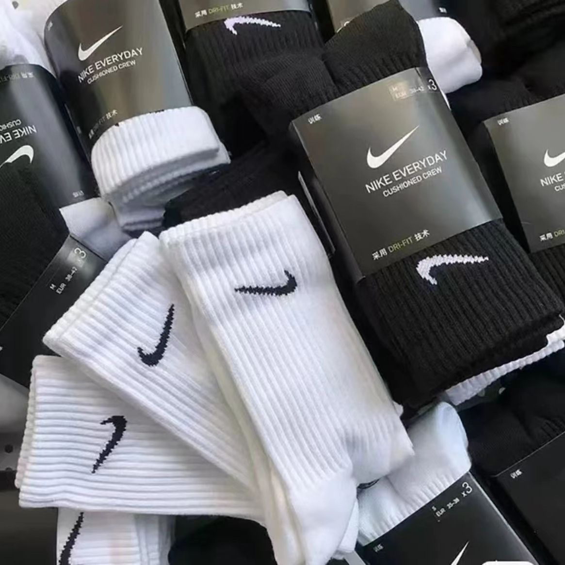 Nike2025新款休闲运动袜中筒训练篮球袜SX7677-010配鲨鱼裤YF_奥莱体育折扣总仓_运动包/户外包/配件-第3张图片-提都小院