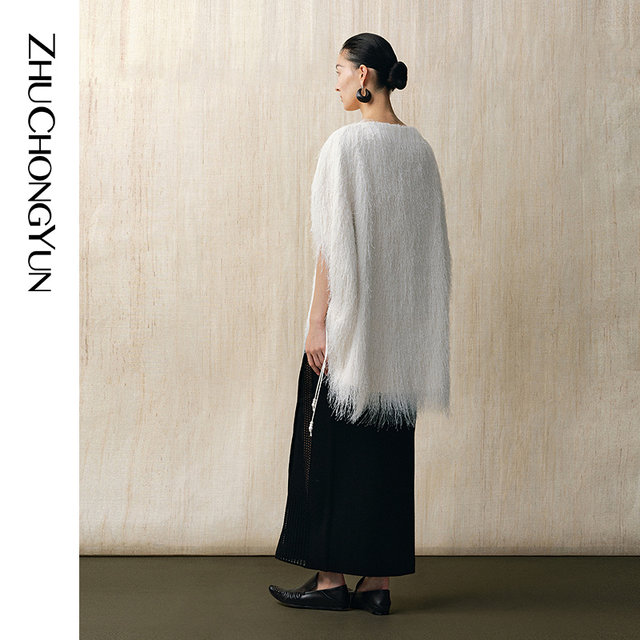 ZHUCHONGYUN2025 Spring New Snow White Romantic Tassel Large Round Neck Loose Straight Half-Sleeved Top