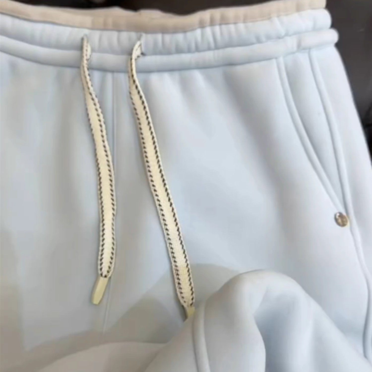 清仓捡漏~撤柜大牌巨厚羊驼绒卫裤女冬季韩系百搭高腰阔腿弯刀裤,淘宝优惠券,粉丝福利购,淘宝优惠卷