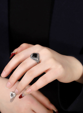 新款做旧镶嵌黑欧美风复古个性男