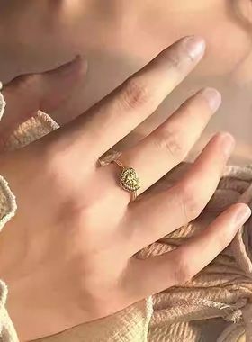 新品复古轻奢拉丝八芒星爱心戒指