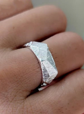 新品年新款男士戒指开口可调节男