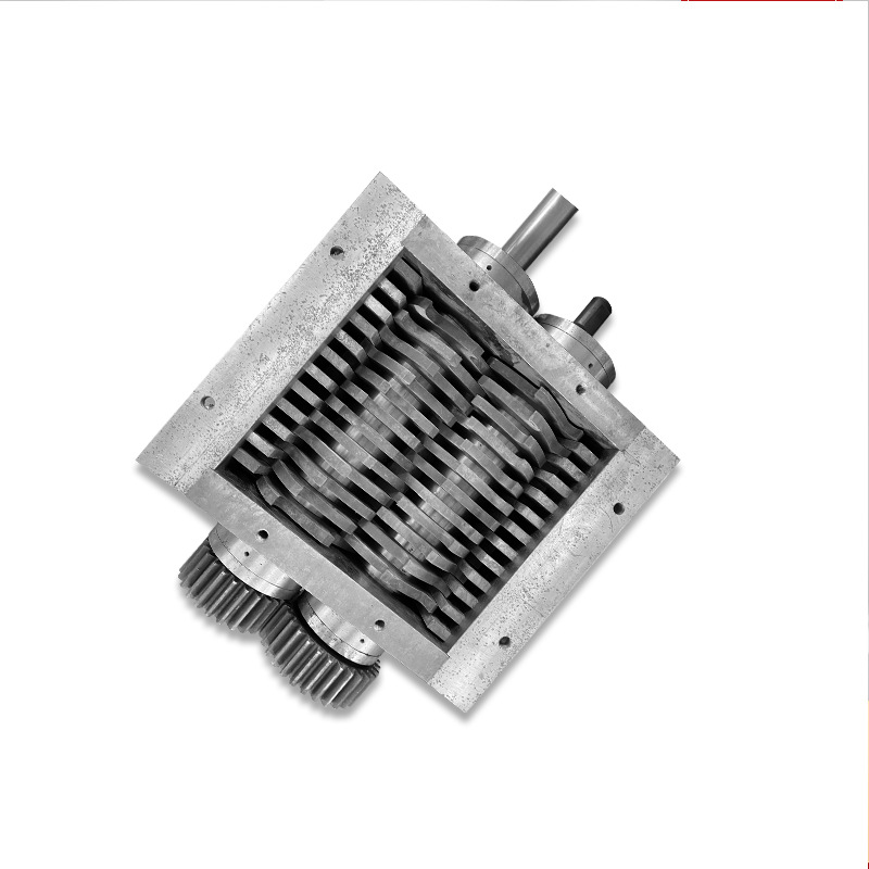 Shredder chassis small metal scrap steel domestic waste plastic film oil drum crusher crushing knife box