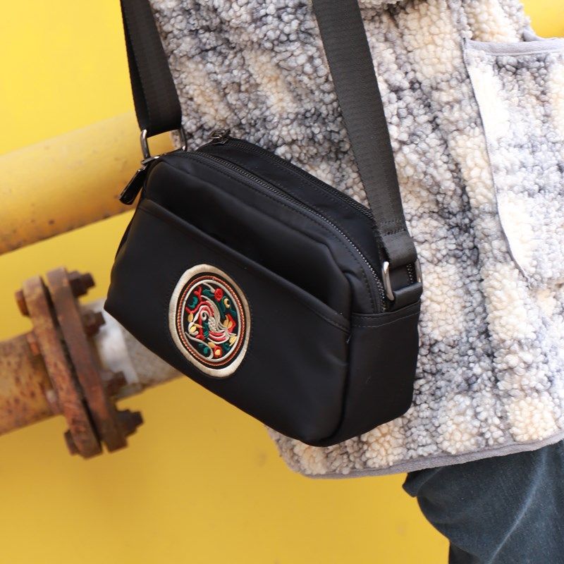 斜挎包大容量牛津布包高级感横款单肩包多层绣花包宽肩带女手机包,淘宝优惠券,粉丝福利购,淘宝优惠卷