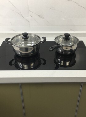 样板房厨房摆件轻奢装饰品餐厅锅具花艺菜谱书葡萄酒展厅现代软装