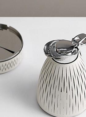 现代无障碍豪华皮革玻璃冷水壶杯集烟灰缸装饰品样板间咖啡桌装饰