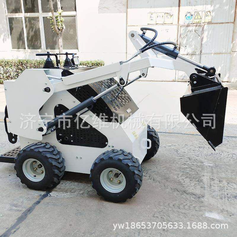 滑移装载机 四驱铲车施工铲运市政清障狭小空间作业机械 多种属具,淘宝优惠券,粉丝福利购,淘宝优惠卷