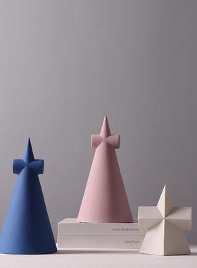 北欧极简几何体摆件创意家居客厅酒柜样板间桌面星形陶瓷小装饰品