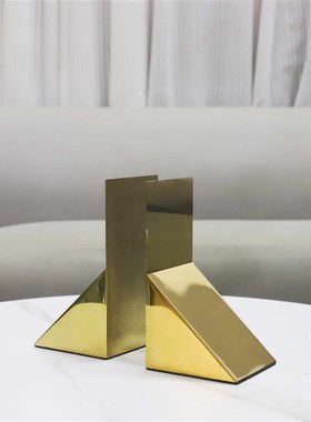 北欧创意金属三角形书档书靠x桌面摆件书房玄关电视柜软装家居饰
