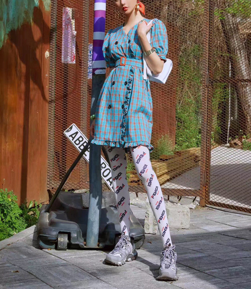 东大门韩国小姐姐气质荷叶花边双排扣格子连衣裙宽松收腰格纹裙女