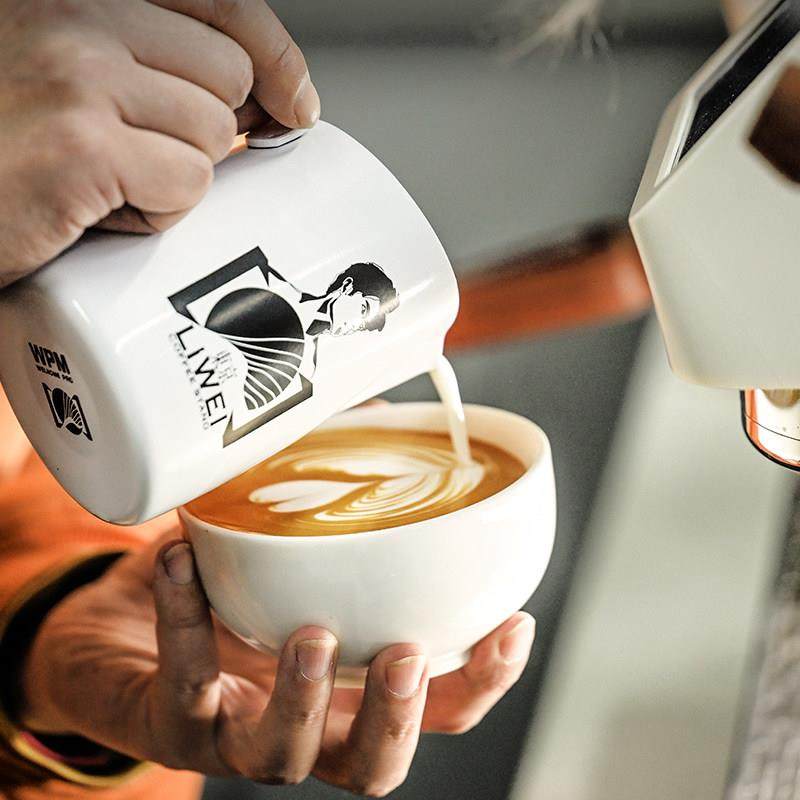 WPM惠家拉花缸专业咖啡拉花杯304不锈钢打奶缸斜口奶泡杯#6圆嘴,淘宝优惠券,粉丝福利购,淘宝优惠卷