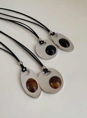 设计感圆形金属树脂吊坠项链女简约小众时尚气质百搭颈链毛衣链