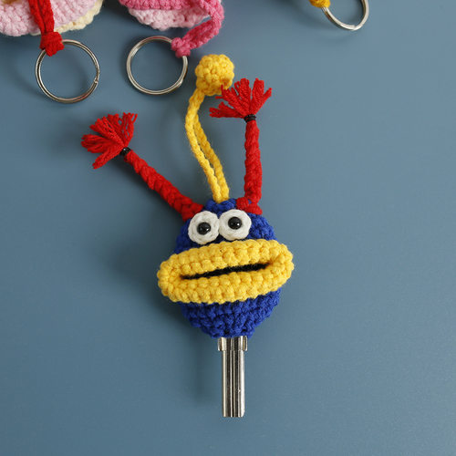Cartoon Cute Hand-woven Sausage Mouth Key Bag Wool - 图1