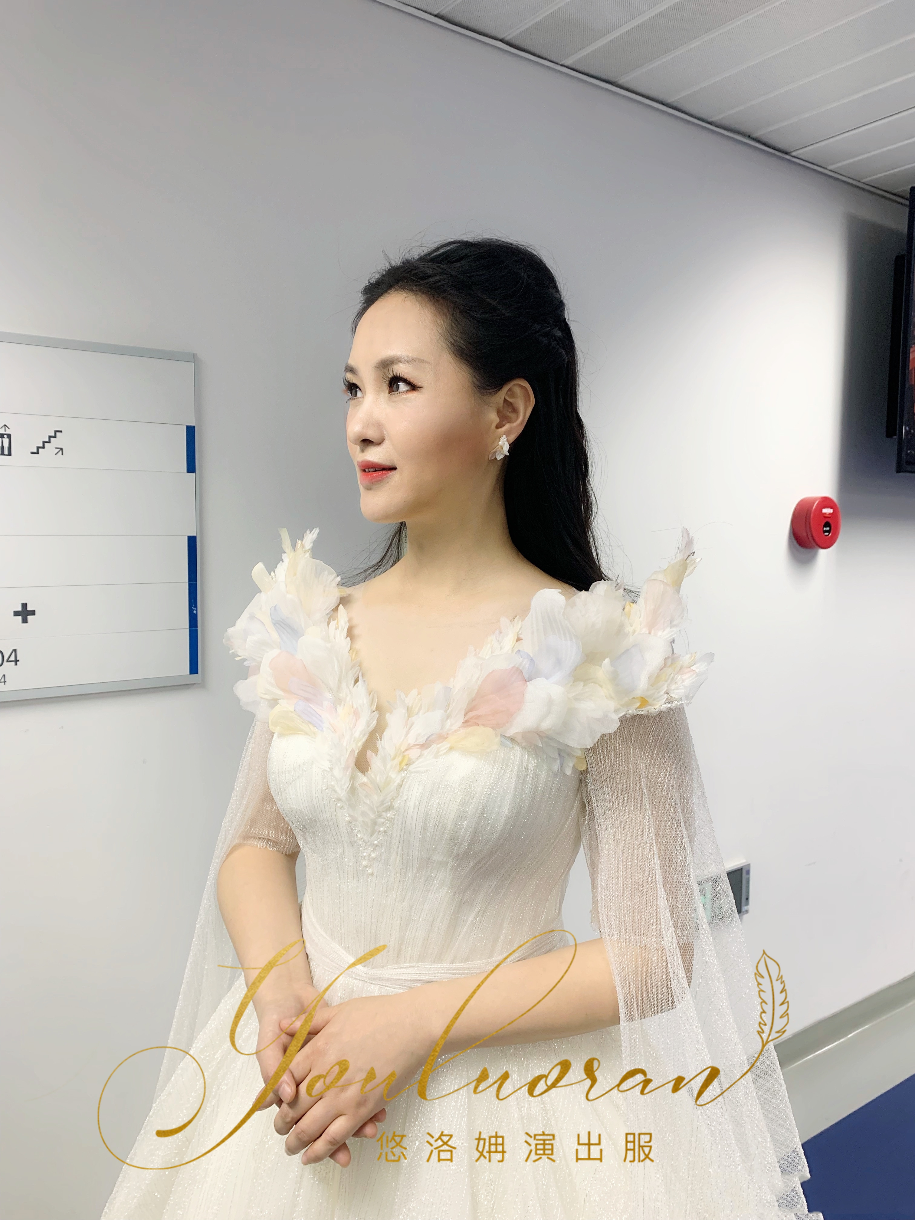 雷佳同款美声主持演出服声乐艺考学生唱歌美声独唱礼服女长款显瘦-图0