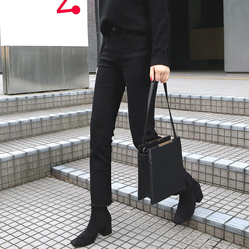 黑色九分2020新款秋冬阔腿微牛仔裤 佩艳牛仔裤