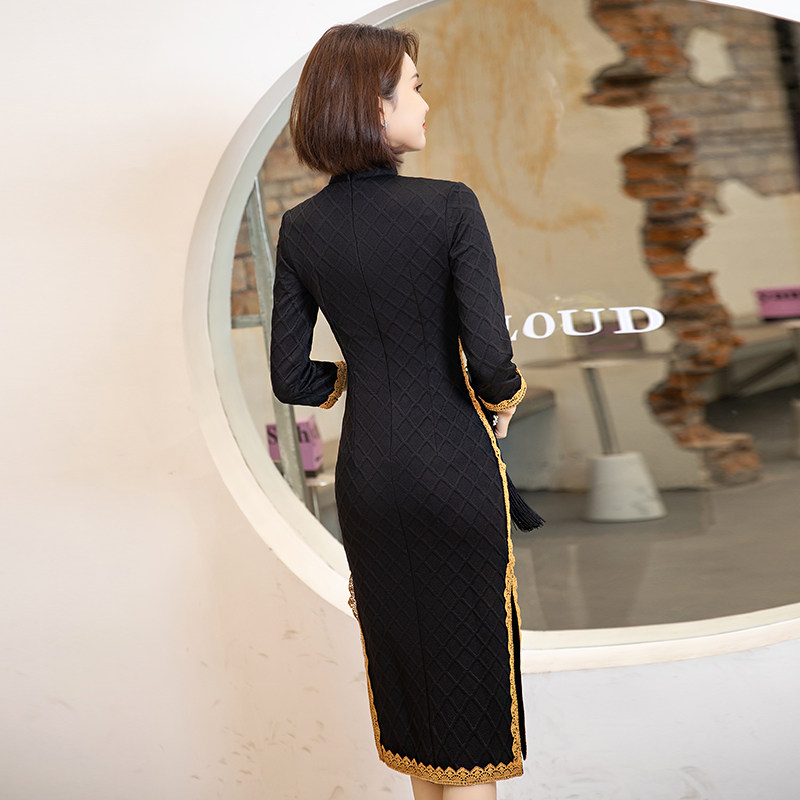 2021年新款年轻款改良秋冬高档旗袍 丹瑞诗旗袍