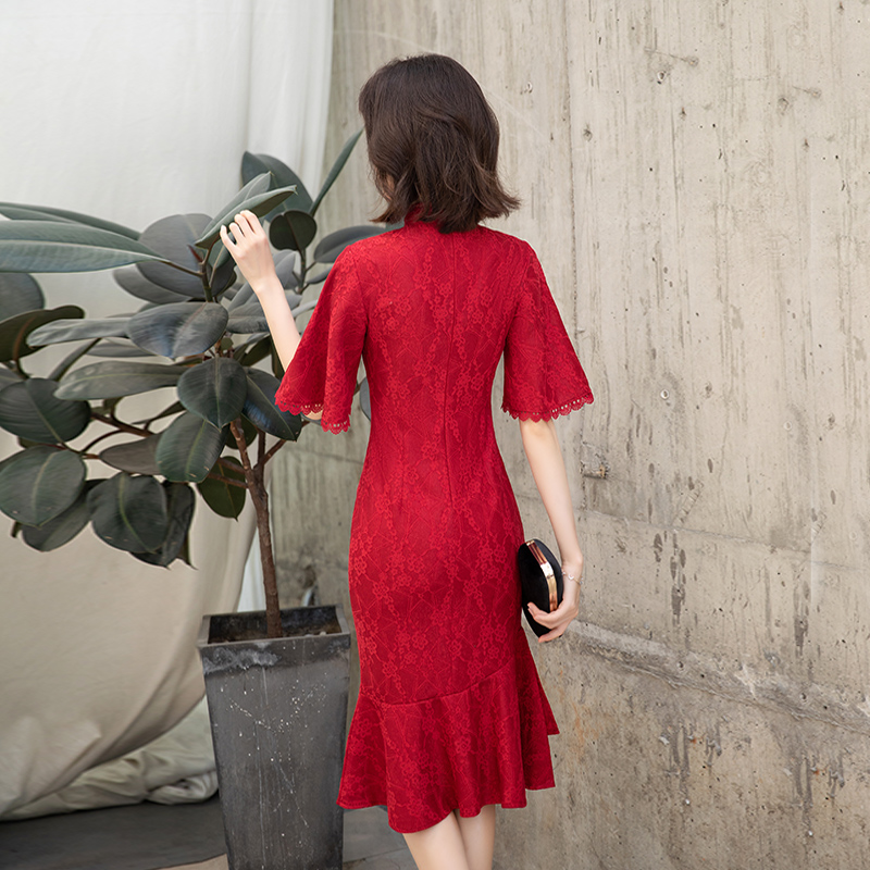 Red lightweight lace cheongsam for elementary school students, light style, suitable for teen, fish tail Red lightweight lace cheongsam for elementary school students, light style, suitable for teen, fish tail