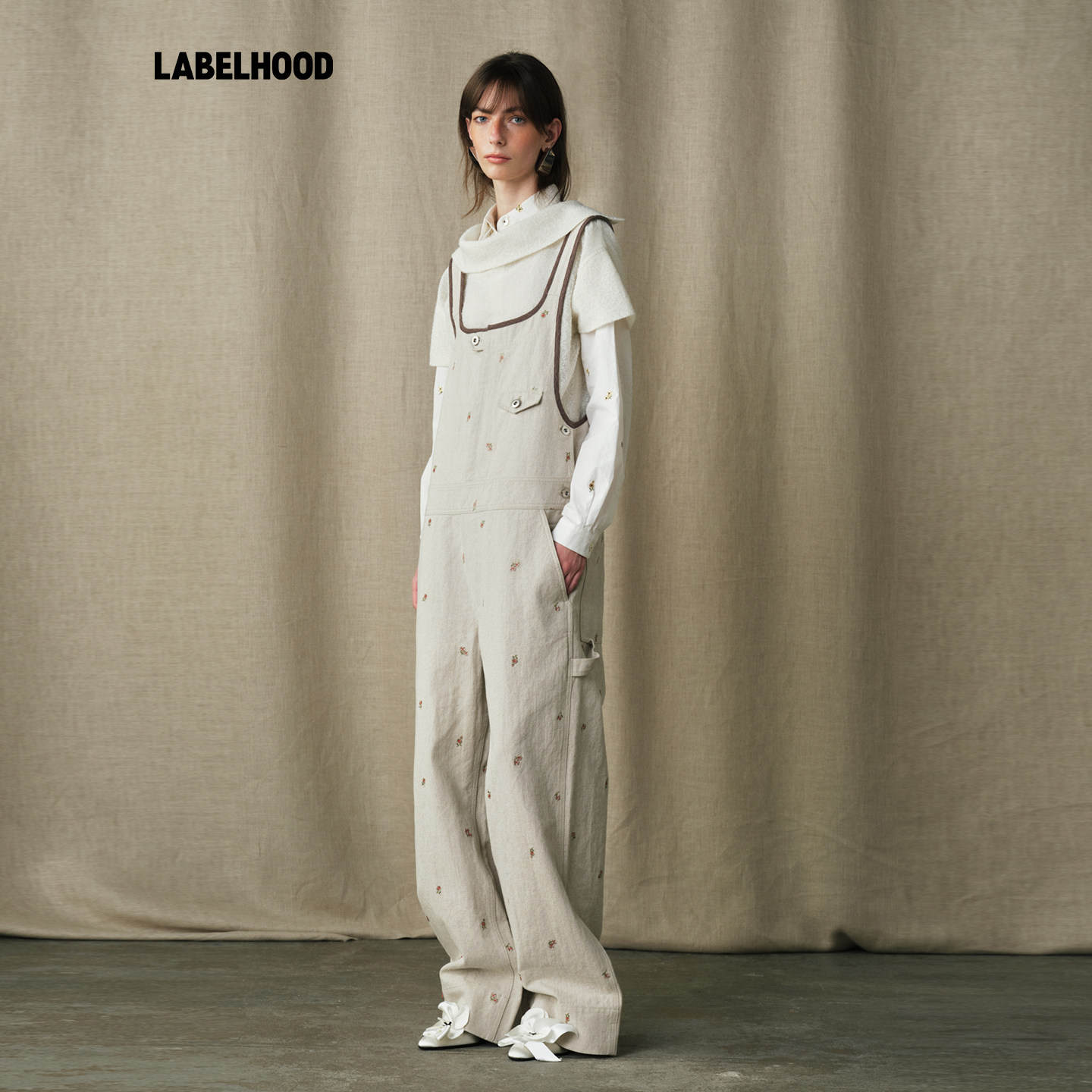 【MARCHEN】蕾虎百搭秋冬气质珀斯刺绣背带裤时尚宽松女士休闲裤,淘宝优惠券,粉丝福利购,淘宝优惠卷