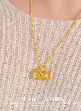 古法工艺镀金色锁包吊坠项链女招财转运小众精致锁骨链