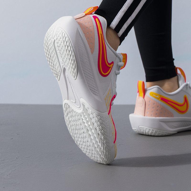 Nike耐克G.T. CUT 3 (GS) 女子防滑减震篮球训练运动鞋FD7033-102 - 图0