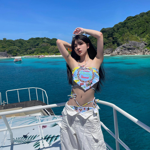 AYSTUDIO泳衣女2026新款温泉辣妹纯欲抹胸露背绑带比基尼显瘦度假 - 图0
