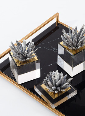 轻奢风客厅茶几玄关柜水晶摆件