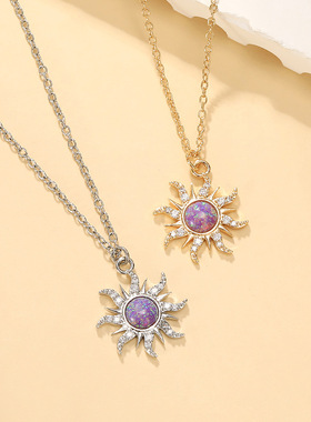 创意新款太阳项链女镶锆石雨花石吊坠小众设计百搭衣饰装饰锁骨链