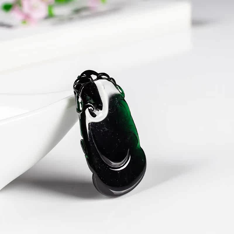 天然a货翡翠佛公站佛正绿色女坠子 翠贵人颈饰