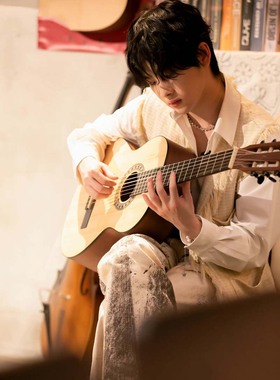 周震南同款钛钢男女蝴蝶项链