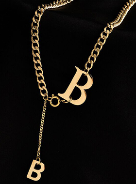 气质锁骨链项链女2022年新款女性感小众高级感网红钛钢不掉色吊坠