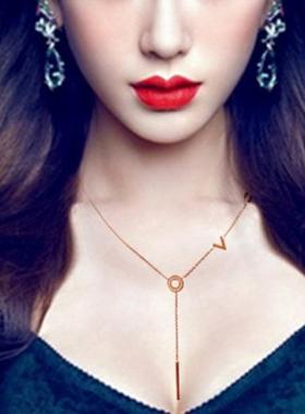 钛钢项链女字母18k生日不掉色