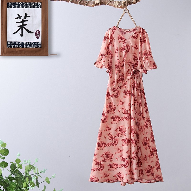  茉她女装中老年女装